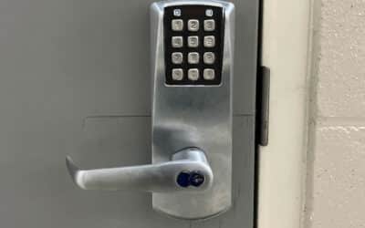 Keyless Entry vs. Traditional Locks for Tenant Spaces in Memphis, TN